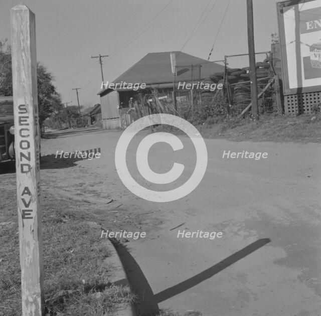Negro section, Daytona Beach, Florida, 1943. Creator: Gordon Parks.