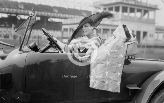 Nephile Bunnell, 1917. Creator: Bain News Service.