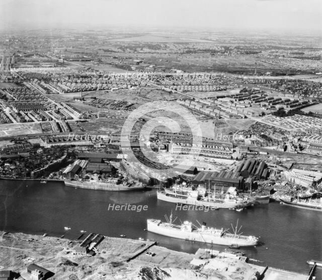 Neptune Shipyard on the River Tyne, Walker, Newcastle-upon-Tyne, 1947. Artist: Aerofilms.