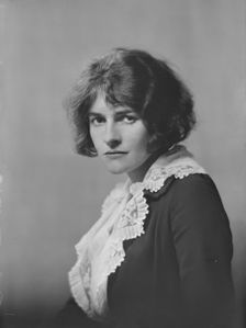Nesbit, Cathleen, Miss, portrait photograph, not before 1916. Creator: Arnold Genthe