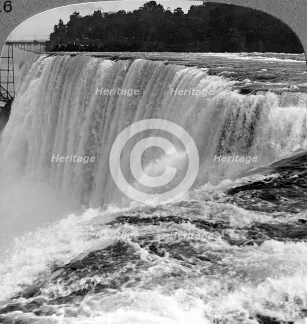 Niagra Falls, New York, USA.Artist: Realistic Travels Publishers