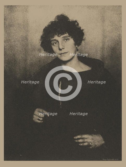 Nina Kandinsky, 1924. Creator: Erfurth, Hugo (1874-1948).