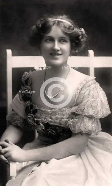 Nina Sevening, British actress, early 20th century.Artist: Dover Street Studios