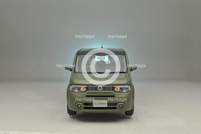 Nissan Cube 2008. Artist: Simon Clay.