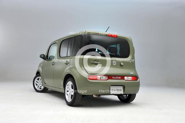 Nissan Cube 2008. Artist: Simon Clay.