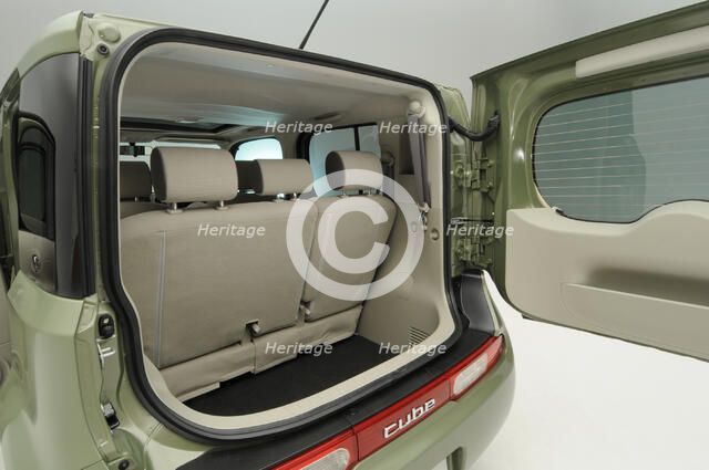 Nissan Cube 2008. Artist: Simon Clay.