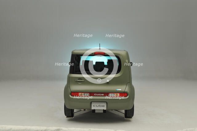 Nissan Cube 2008. Artist: Simon Clay.