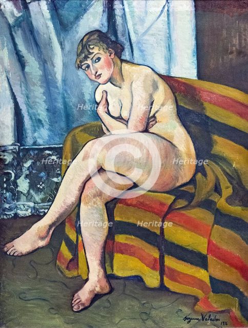 Nu assis sur un canapé, 1916. Creator: Valadon, Suzanne (1865-1938).
