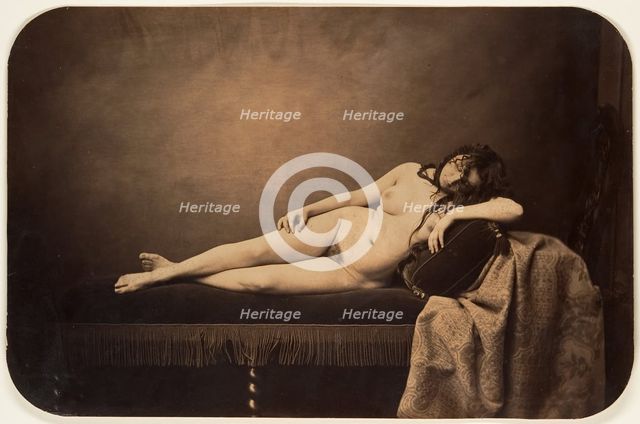 Nu féminin allongé sur un canapé Récamier, ca. 1856. Creator: Gustave Le Gray.