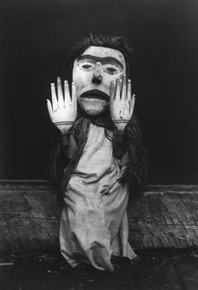 Nuhlimkilaka-Koskimo, c1914. Creator: Edward Sheriff Curtis