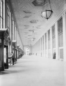 N.Y. Post Office -- main corridor, between c1914 and c1915. Creator: Bain News Service