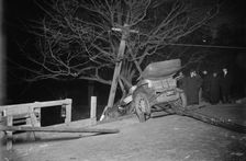 N.Y.C. auto wrecked in Central Park, between c1910 and c1915. Creator: Bain News Service