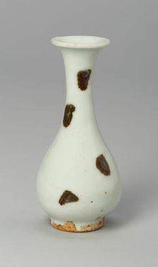 Small Bottle Vase, Yuan dynasty (1271-1368), first half of the 14th century. Creator: Unknown