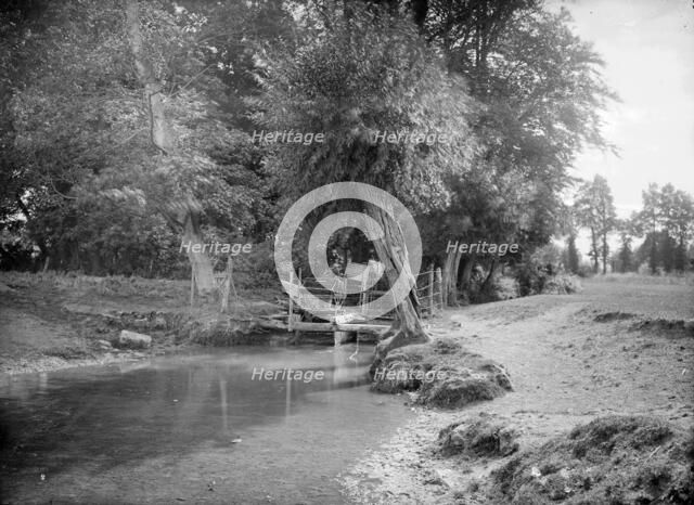 Small mill wheel on the Ginge Brook, Sutton Courtenay Mill, Oxfordshire, c1860-c1922. Artist: Henry Taunt