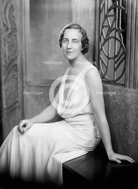 Smith, Maurice, Mrs. - Portrait, 1933. Creator: Harris & Ewing.