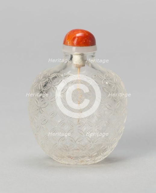 Snuff Bottle with "Cash" Pattern, Qing dynasty (1644-1911), 1750-1800. Creator: Unknown.