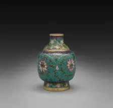 Snuff Bottle with Floral Scrolls, 1736-1795. Creator: Unknown
