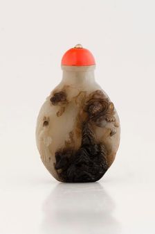 Snuff bottle with lid, 18th century. Creator: Unknown