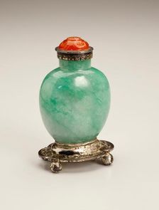 Snuff bottle with lid, date unknown. Creator: Unknown