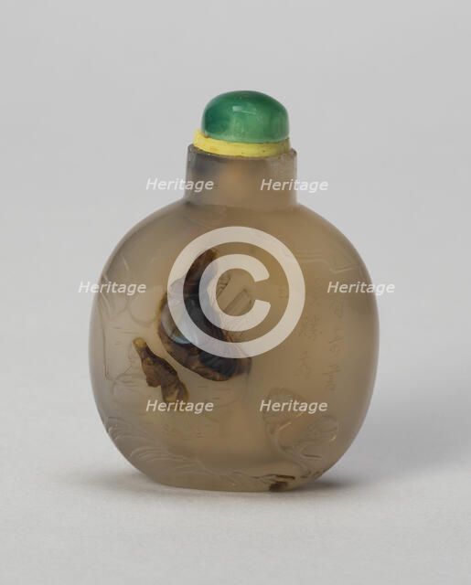 Snuff Bottle with Scholar and Assistant on Rocky Promontory, Qing dynasty (1644-1911), 1750-1800. Creator: Unknown.