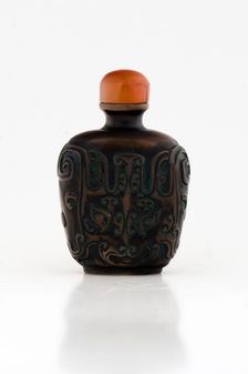 Snuff bottle with stopper, 18th century. Creator: Unknown