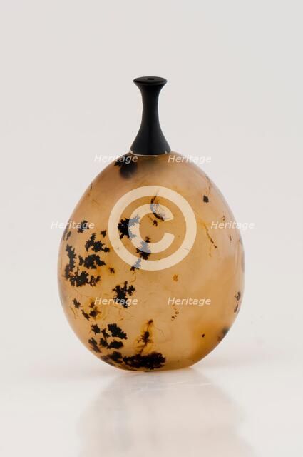 Snuff bottle with stopper, 19th century. Creator: Unknown.