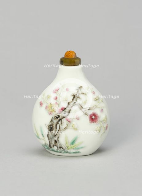 Snuff Bottle with Prunus, Bamboo, and Pine, Qing dynasty, Daoguang reign (1820-1850). Creator: Unknown.