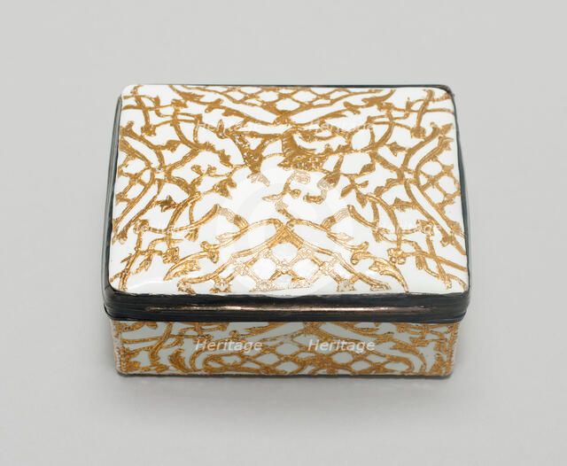 Snuff Box, Meissen, c. 1740. Creator: Christoph Conrad Hunger.
