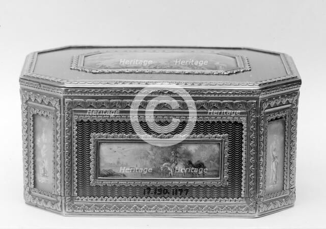 Snuffbox with landscape scenes, 1765-73. Creator: Pierre-Nicolas Pleyard.