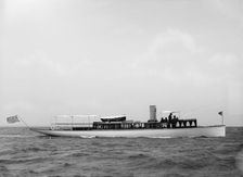 Soub [sic], Oyster Bay June races, 1898 July 12. Creator: John S Johnston