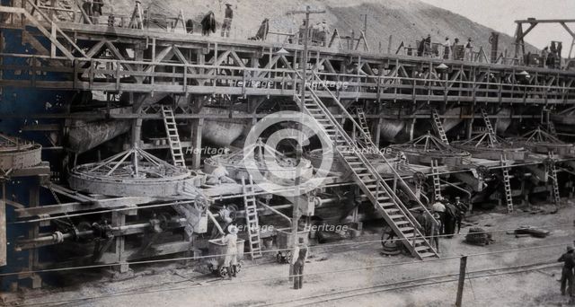 South Africa: a pulsator machine at the Wesselton diamond mine, 1905. Creator: Archibald Byron Macallum.