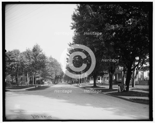South Weadock Avenue, Saginaw, Mich., c1908. Creator: Unknown.