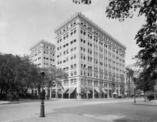 Southern Building, Washington, D.C., between 1910 and 1920. Creator: Unknown