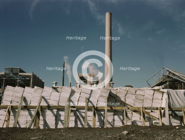 Southland Paper mill, Kraft (chemical) pulp used in making newsprint, Lufkin, Texas, 1943. Creator: John Vachon.