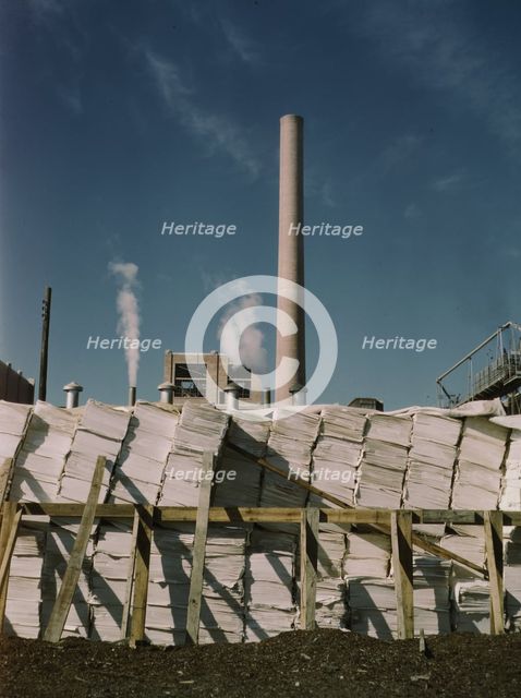 Southland Paper mill, Kraft (chemical) pulp used in making newsprint, Lufkin, Texas, 1943. Creator: John Vachon.