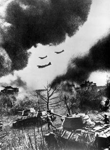 Soviet tanks and aircraft launching an attack, Russia, 1943