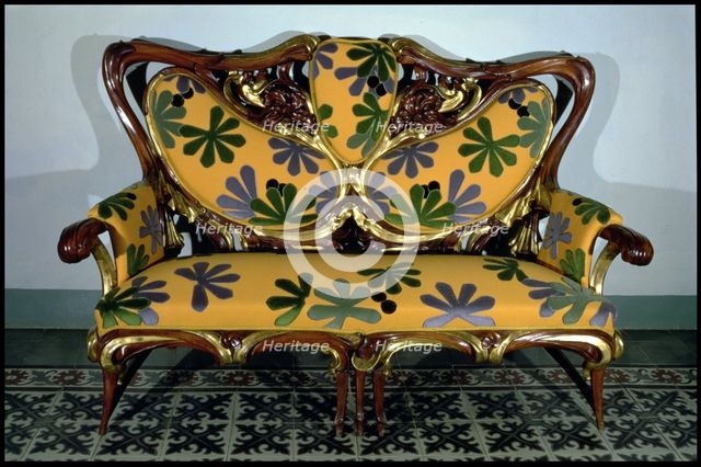 Sofa designed for Ibarz House, designed by Aleix Clapés.