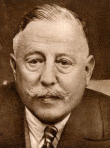 Sol G Newman, head of Radio Pictures in Great Britain, 1933