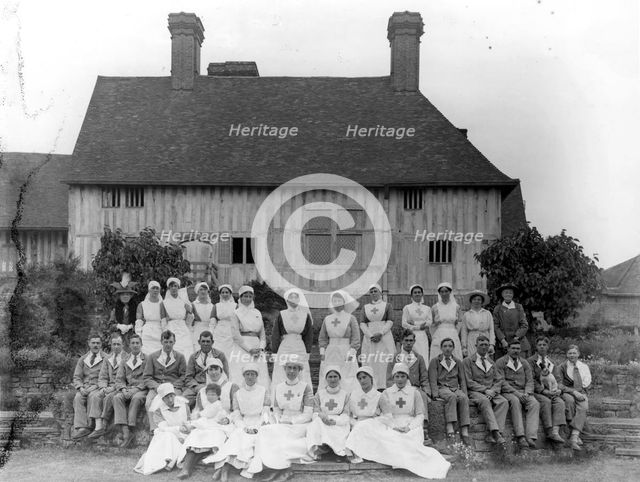 Soldiers and nurses at Great Dixter, East Sussex, 1918. Artist: Nathaniel Lloyd