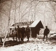 Soldiers in the snow, Forêt de la Reine, France, c1914-c1918