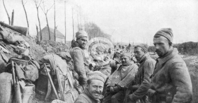Soldiers of a French Zouave regiment between Lizarne and Boesinghe, Belgium, 24 April 1915. Artist: Unknown