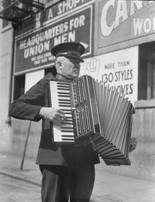 Solo, Salvation Army, San Francisco, California, 1939. Creator: Dorothea Lange