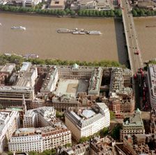 Somerset House and Waterloo Bridge, Westminster, London, 2002 Artist: EH/RCHME staff photographer