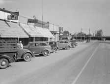 Saturday afternoon, main street of Nyssa, Oregon, 1939. Creator: Dorothea Lange