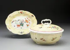 Sauce Tureen and Stand, Worcester, 1753/54. Creator: Royal Worcester