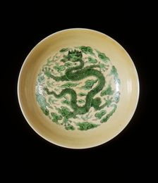 Saucer with green dragon on cafe au lait ground, Yongzheng period, Qing dynasty, China, 1723-1735