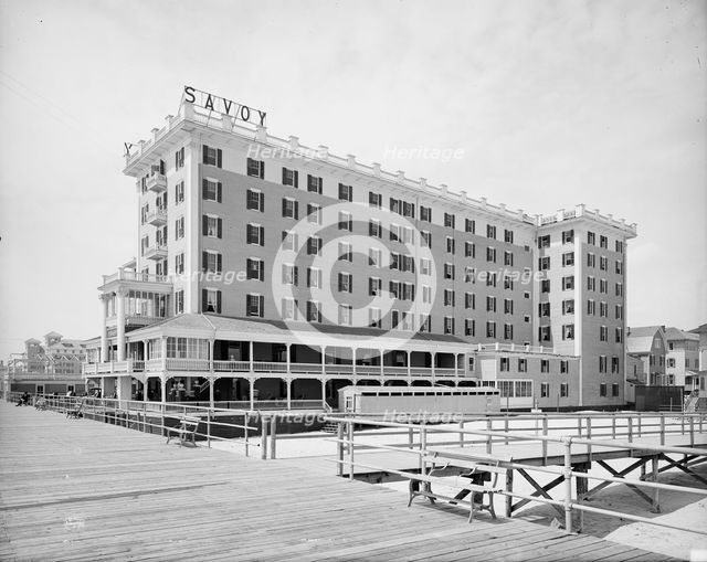 Savoy Hotel, Atlantic City, N.J., between 1900 and 1905. Creator: Unknown.