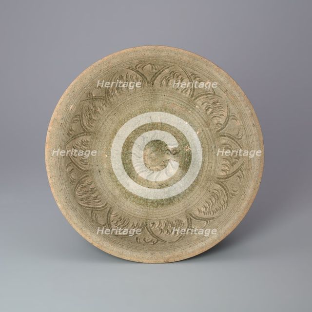 Sawankhalok Ware Stem Bowl with Incised Lotus Petal Design, 15th century. Creator: Unknown.