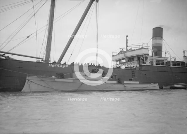 'Sabin' being shipped, 1912. Creator: Kirk & Sons of Cowes.