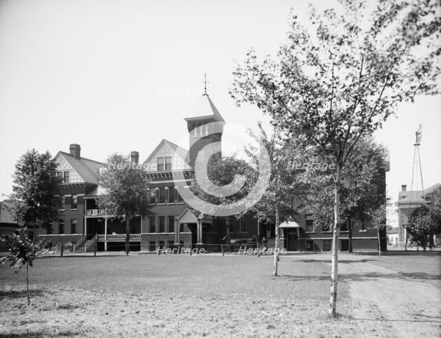 Saginaw General Hospital, Saginaw, Mich., between 1900 and 1910. Creator: Unknown.